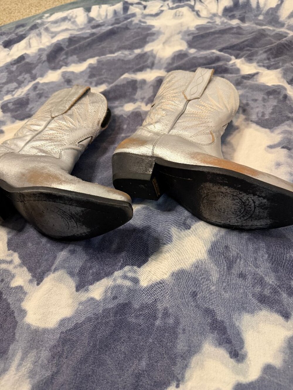 Golden Goose Silver Metalic Wish Star Western Boots Size 37 EUC - Picture 9 of 13